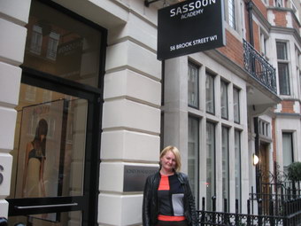 Беспалова Оксана на курсах по стрижкам Vidal Sassoon.