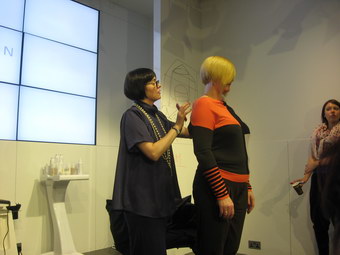 Беспалова Оксана на курсах по стрижкам Vidal Sassoon.